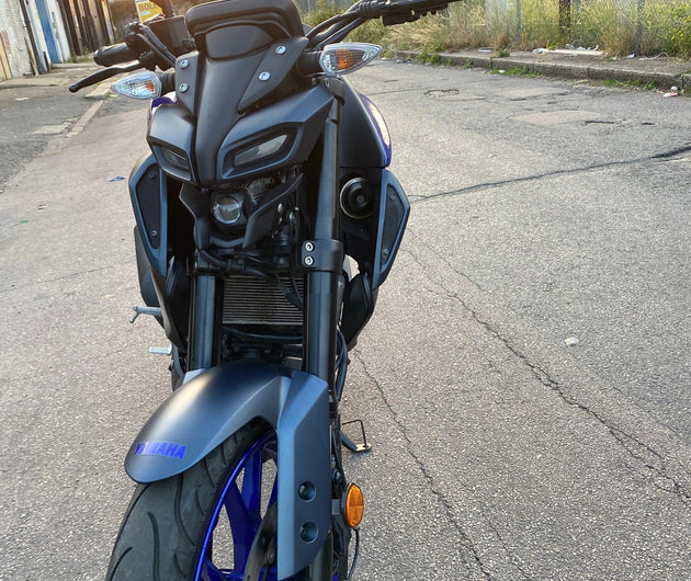 YAMAHA MT 125
